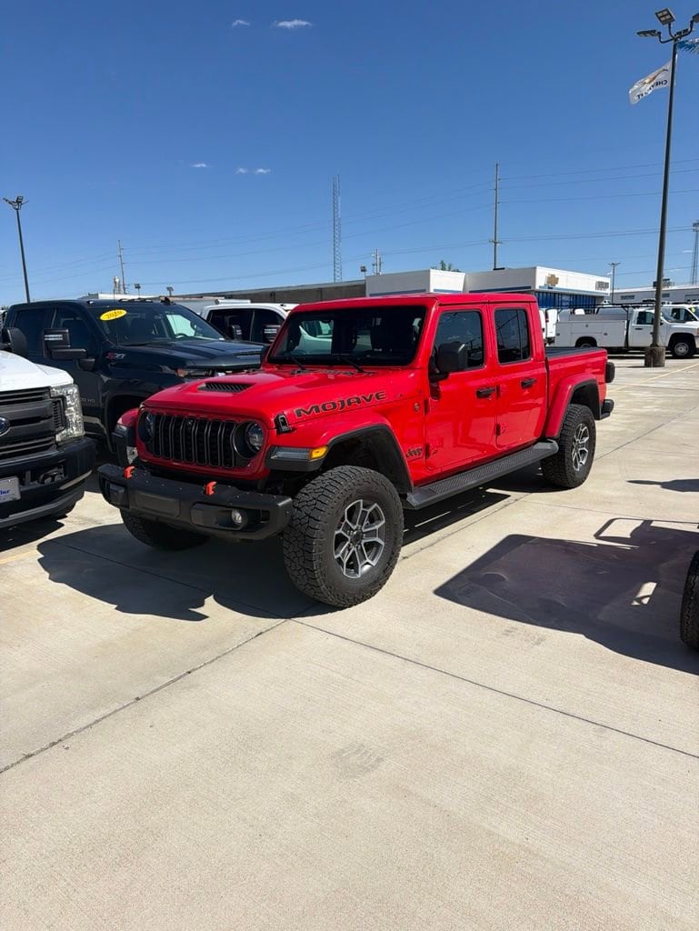2024 Jeep Gladiator Mojave X's photo