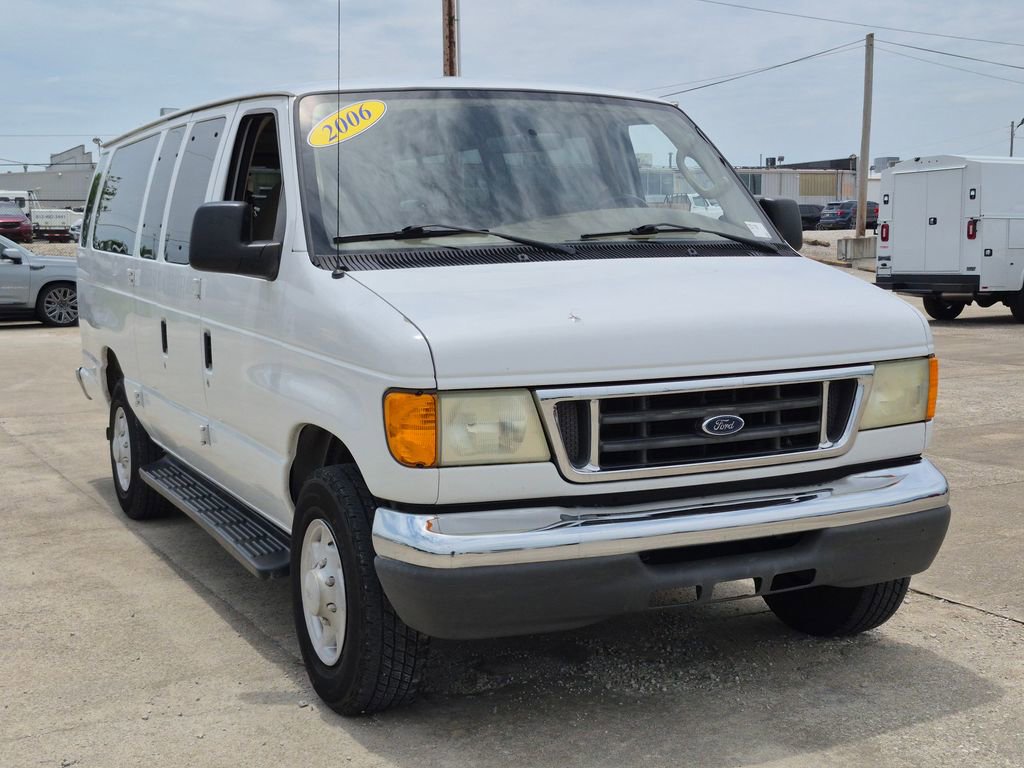 2006 Ford E-Series E-350 XL Super Duty Extended's photo
