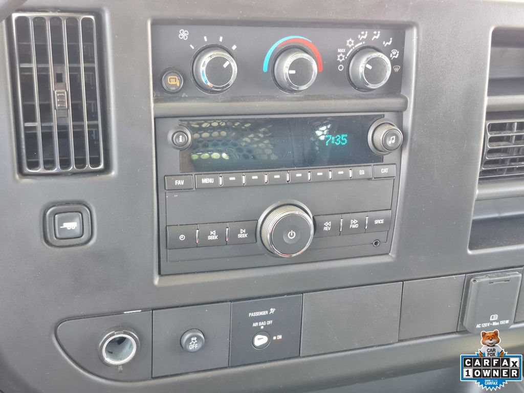 2025 GMC Savana Cargo Work Van - Photo 18