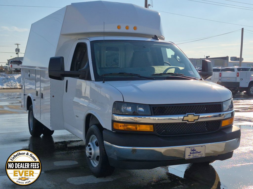 2025 Chevrolet Express Cutaway 3500