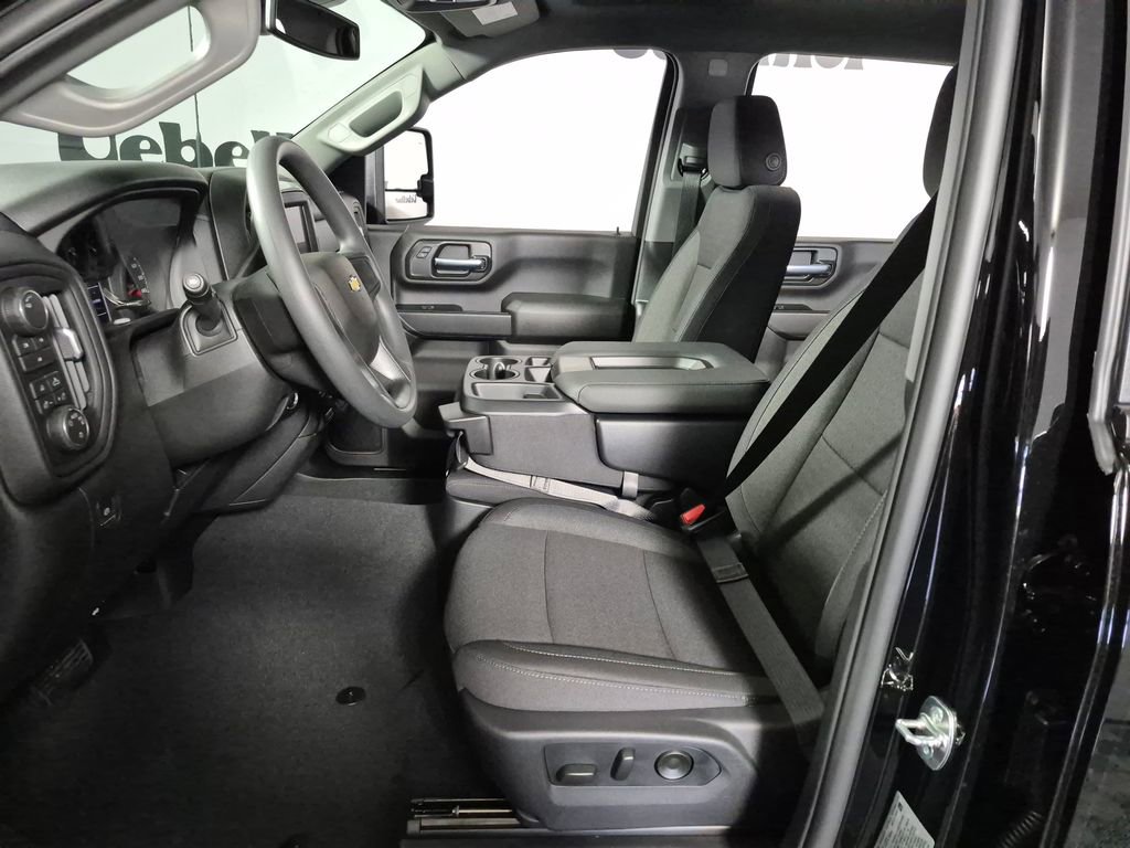 2026 Chevrolet Silverado 2500 HD Custom - Photo 9
