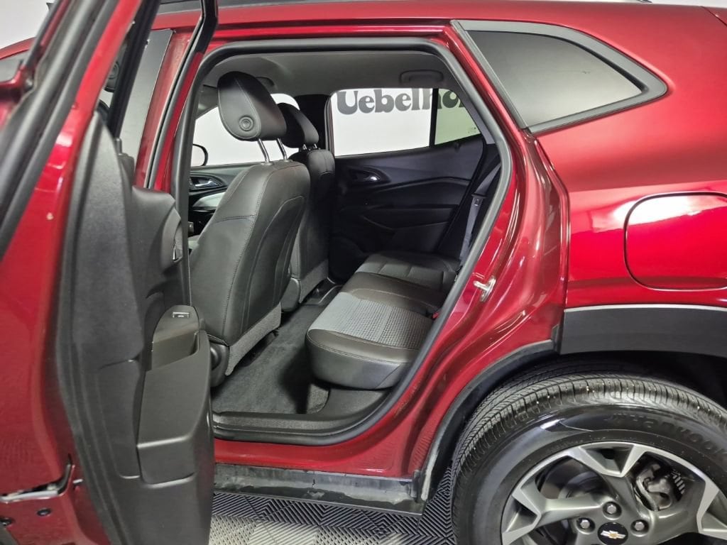 2024 Chevrolet Trax LT - Photo 17