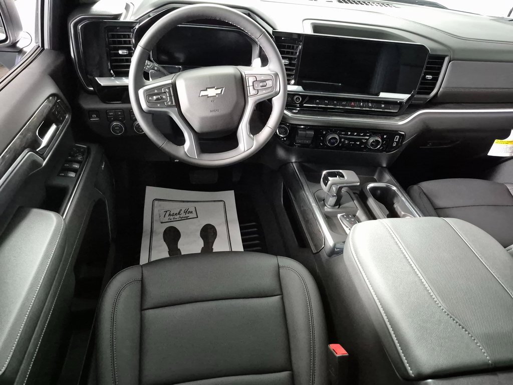 2026 Chevrolet Silverado 1500 LTZ photo 2