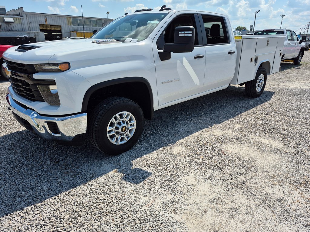 2025 Chevrolet Silverado 2500HD Work Truck photo 3