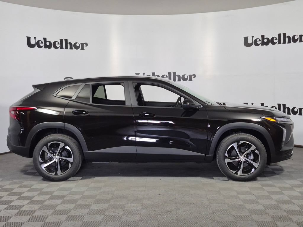 2026 Chevrolet Trax RS - Photo 8