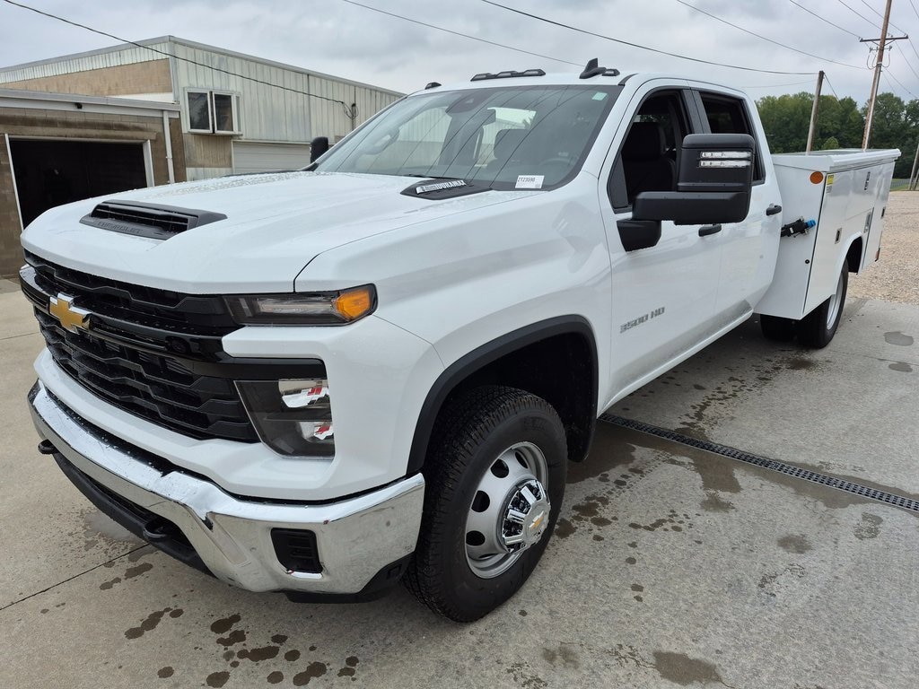 New 2025 Chevrolet Silverado 3500 HD Chassis Cab Work Truck Truck