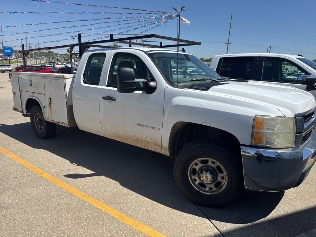 2007 Chevrolet Silverado HD Work Truck 4WD Extended Cab SWB's photo