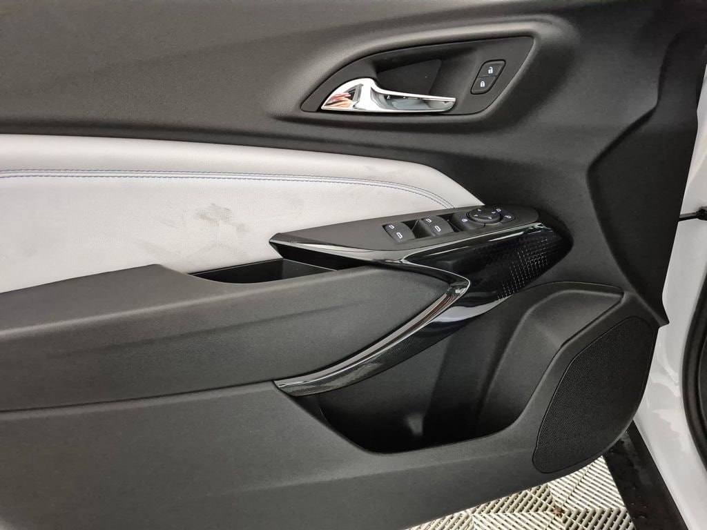 2026 Chevrolet Trax LT - Photo 13
