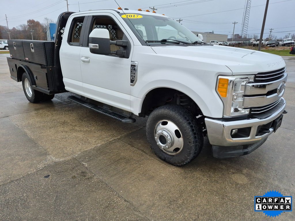 2017 Ford F-350 Super Duty Chassis Cab XLT