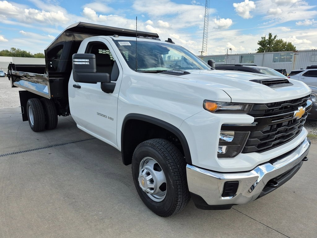 New 2025 Chevrolet Silverado 3500 HD Chassis Cab Work Truck Truck