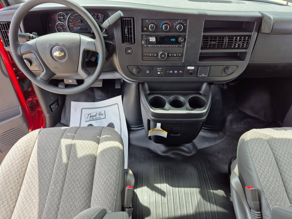 2024 Chevrolet Express 3500 Cutaway Van photo 2
