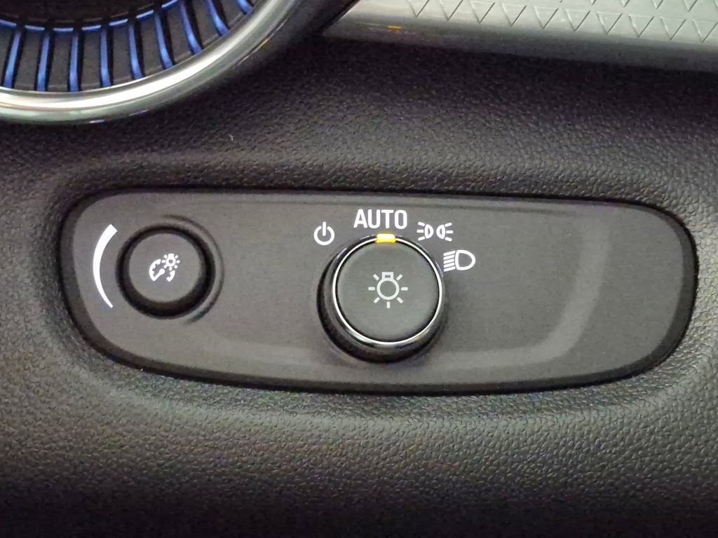 2026 Chevrolet Trax LT - Photo 16