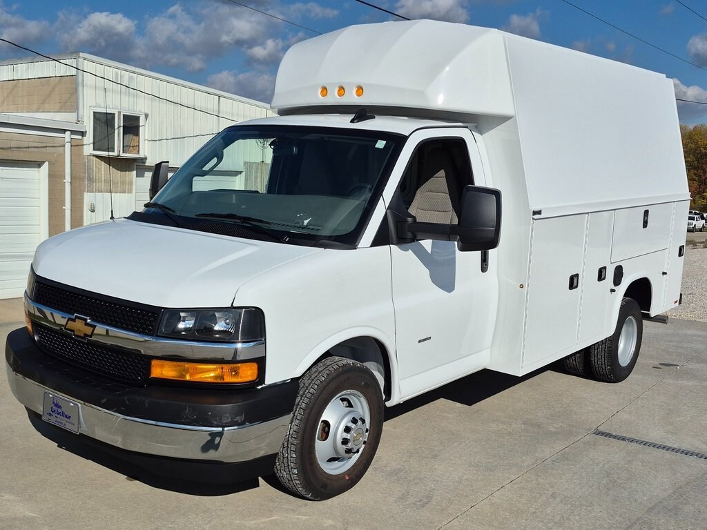 New 2025 Chevrolet Express Cutaway 3500 1WT Cutaway Van