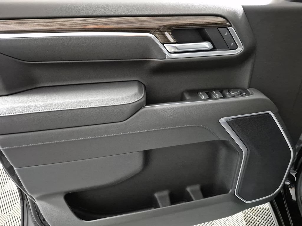2026 Chevrolet Silverado 1500 RST - Photo 15