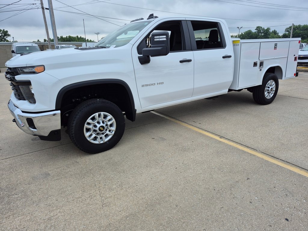 2025 Chevrolet Silverado 2500HD Work Truck photo 3