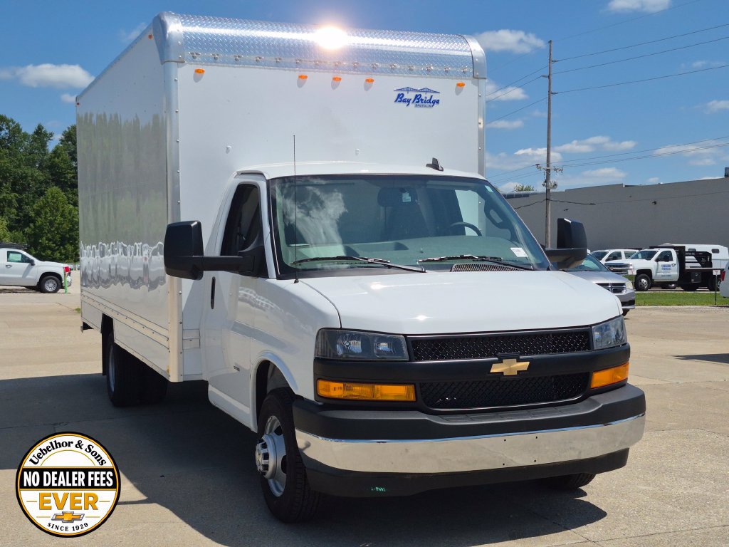 2026 Chevrolet Express Cutaway Base