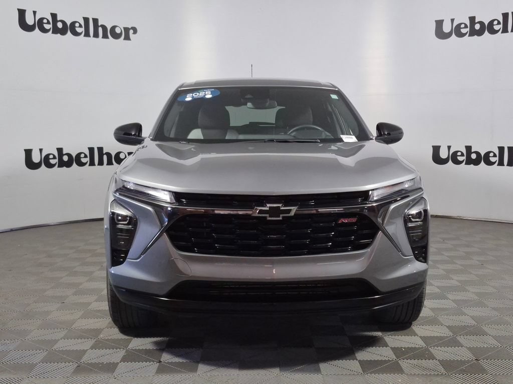 Used 2025 Chevrolet Trax 1RS SUV