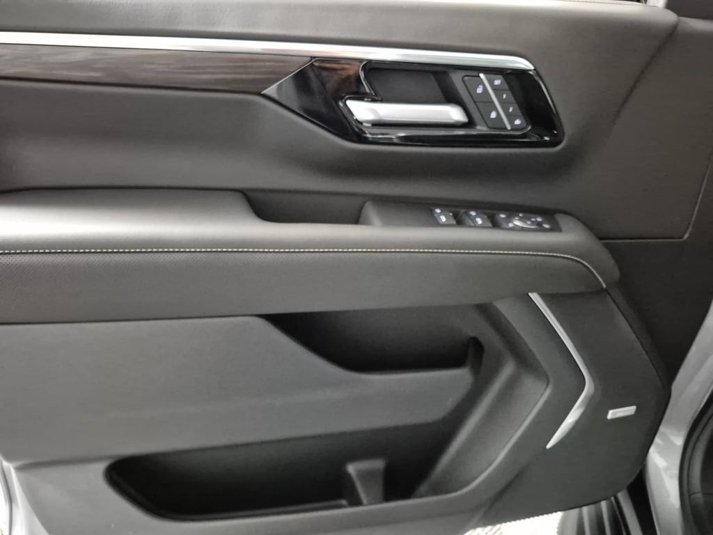 2026 Chevrolet Tahoe Premier - Photo 14