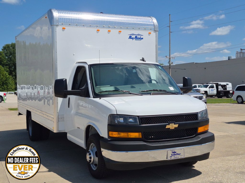 2026 Chevrolet Express Cutaway Base