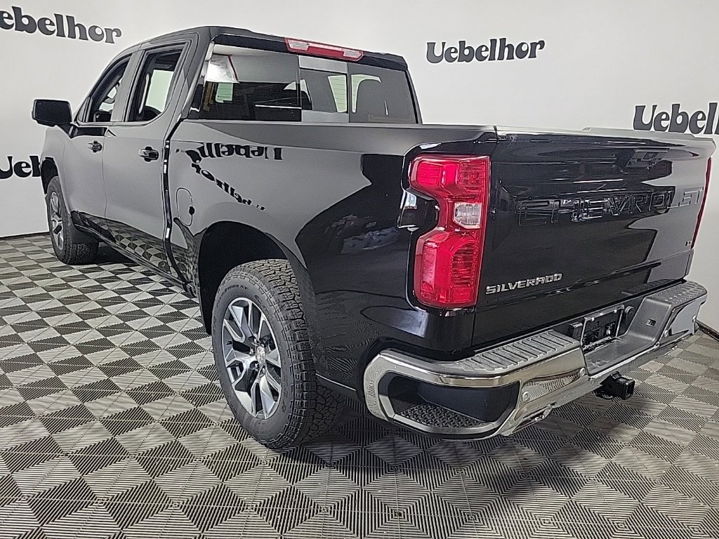 2026 Chevrolet Silverado 1500 LT photo 4