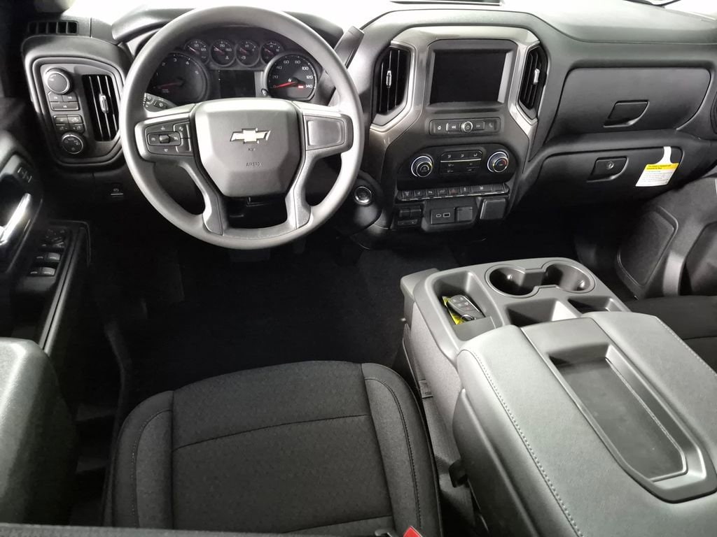 2026 Chevrolet Silverado 2500 HD Custom - Photo 10