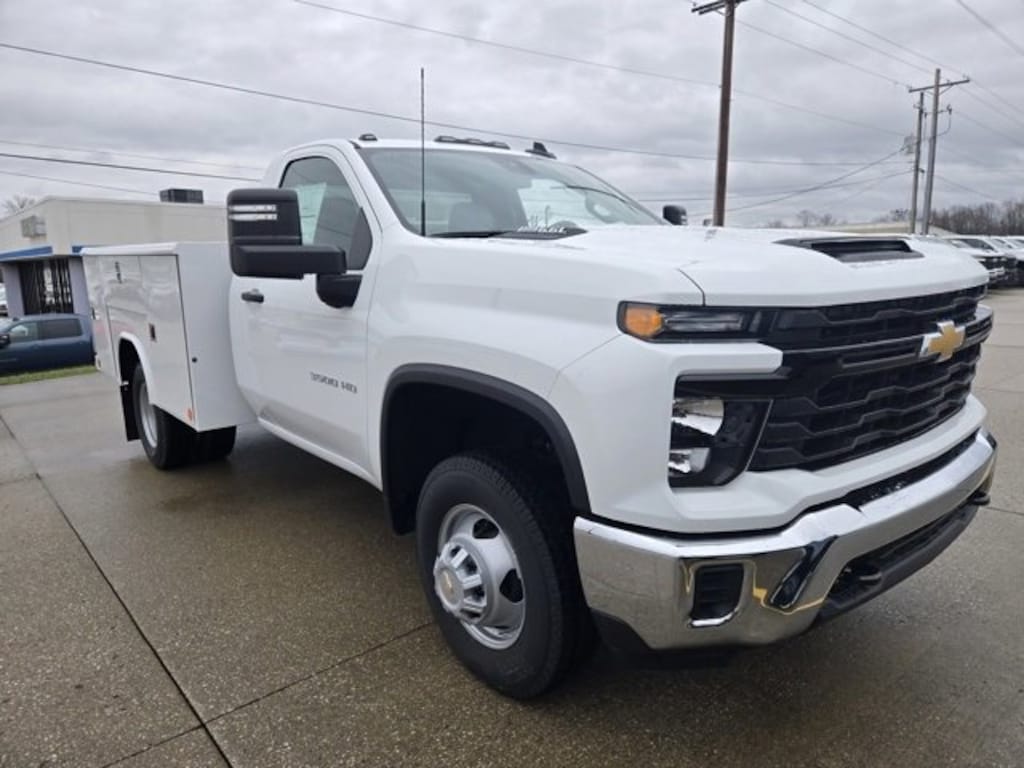 New 2025 Chevrolet Silverado 3500 HD Chassis Cab Work Truck Truck