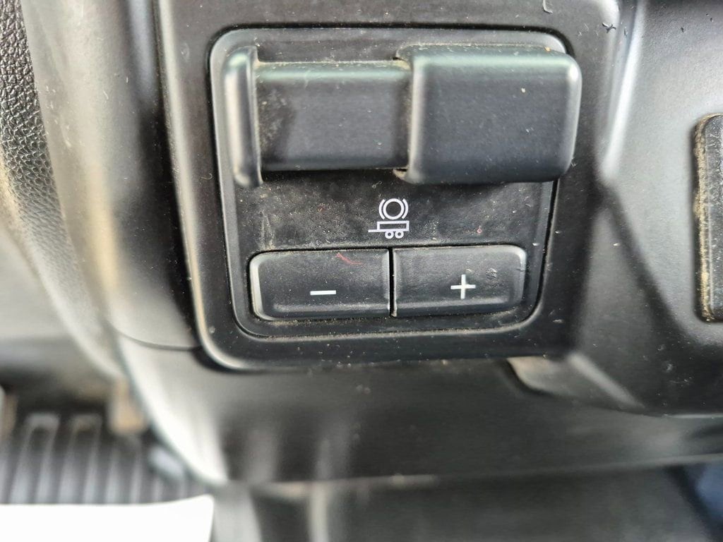 2022 Chevrolet Silverado 3500HD LT - Photo 24
