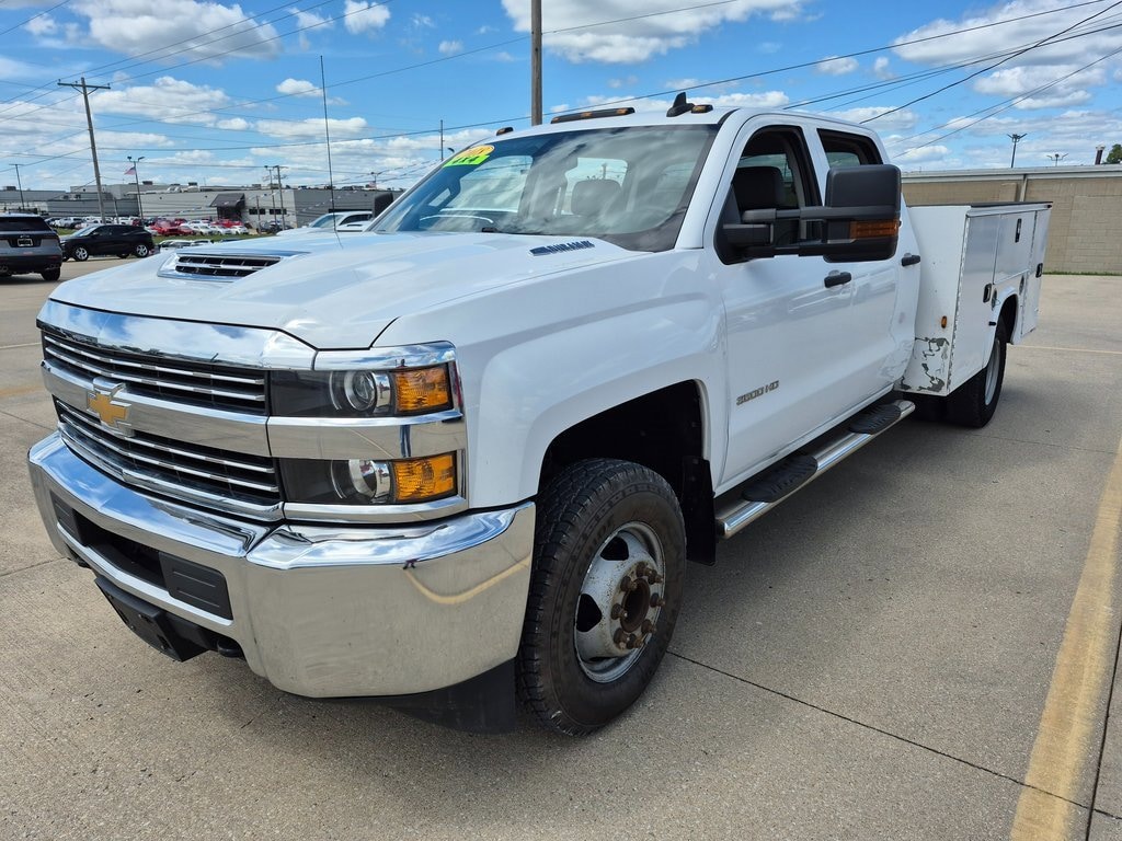 Used 2018 Chevrolet Silverado 3500 HD Chassis Cab Work Truck Truck Crew Cab