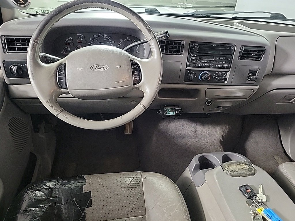 Used 2001 Ford F-350 Super Duty XL with VIN 3FTSW30S41MA52305 for sale in Jasper, IN