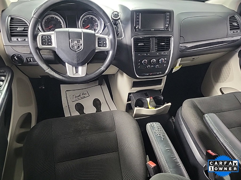 2020 Dodge Grand Caravan SE photo 2
