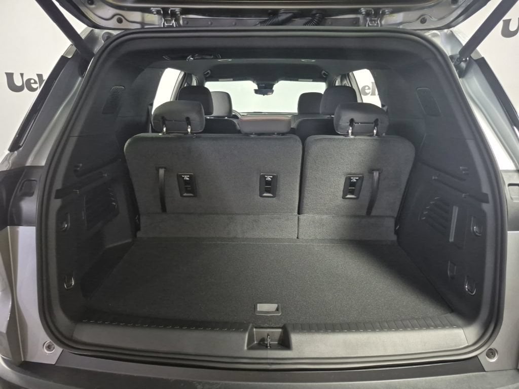 2026 Chevrolet Traverse LT - Photo 24