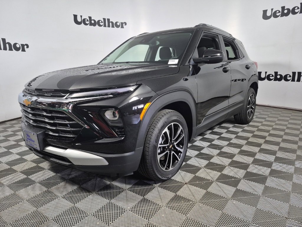 2026 Chevrolet Trailblazer LT photo 3