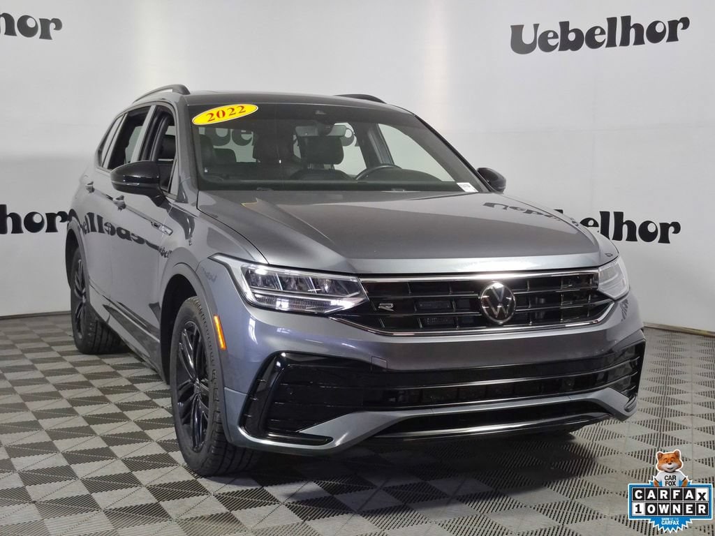 2022 Volkswagen Tiguan 2.0T SE R-Line Black 4Motion's photo