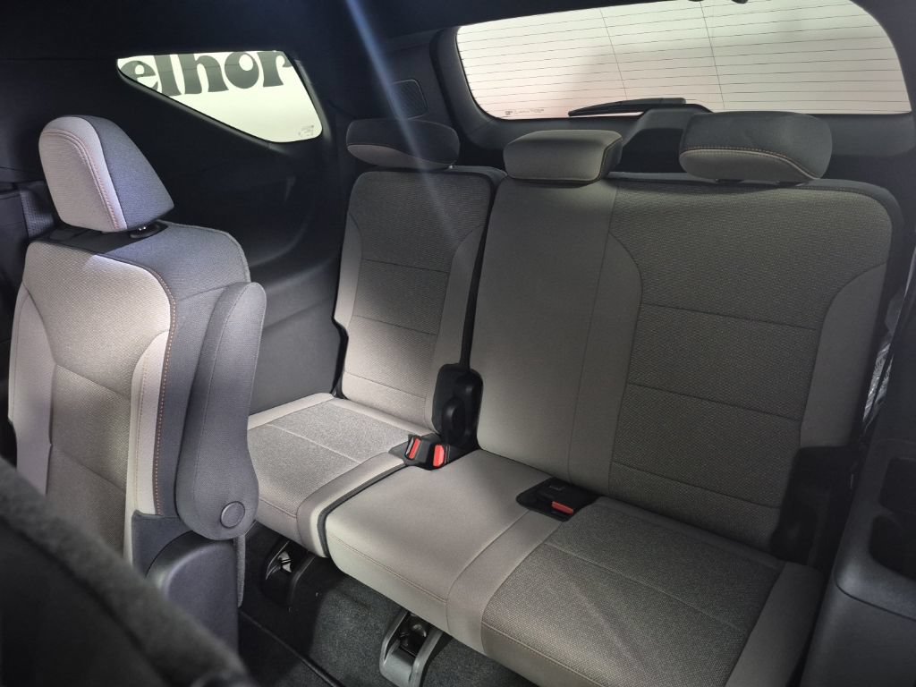 2026 Chevrolet Traverse LT - Photo 20