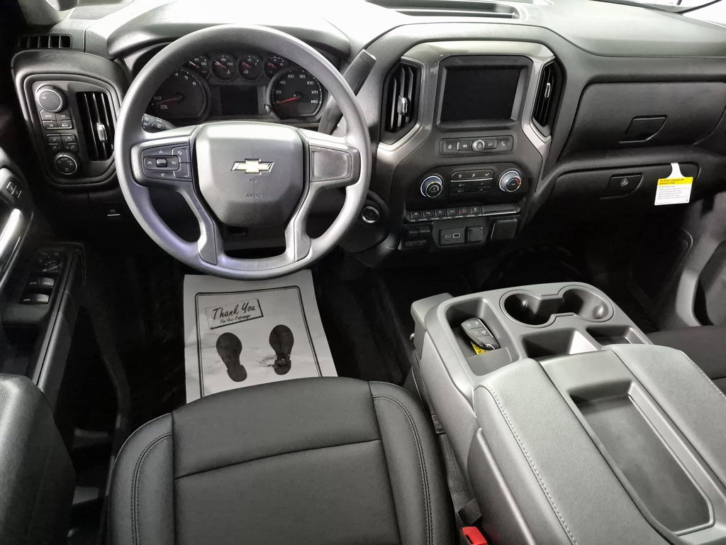 2026 Chevrolet Silverado 1500 photo 2