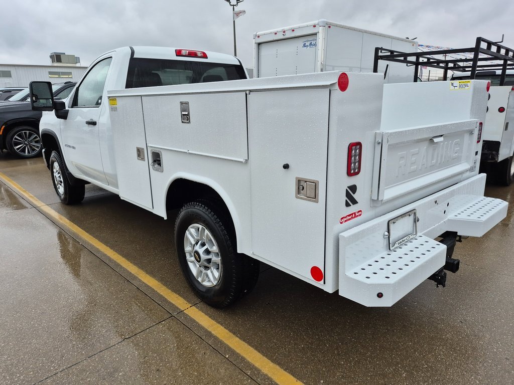 2025 Chevrolet Silverado 2500HD photo 4