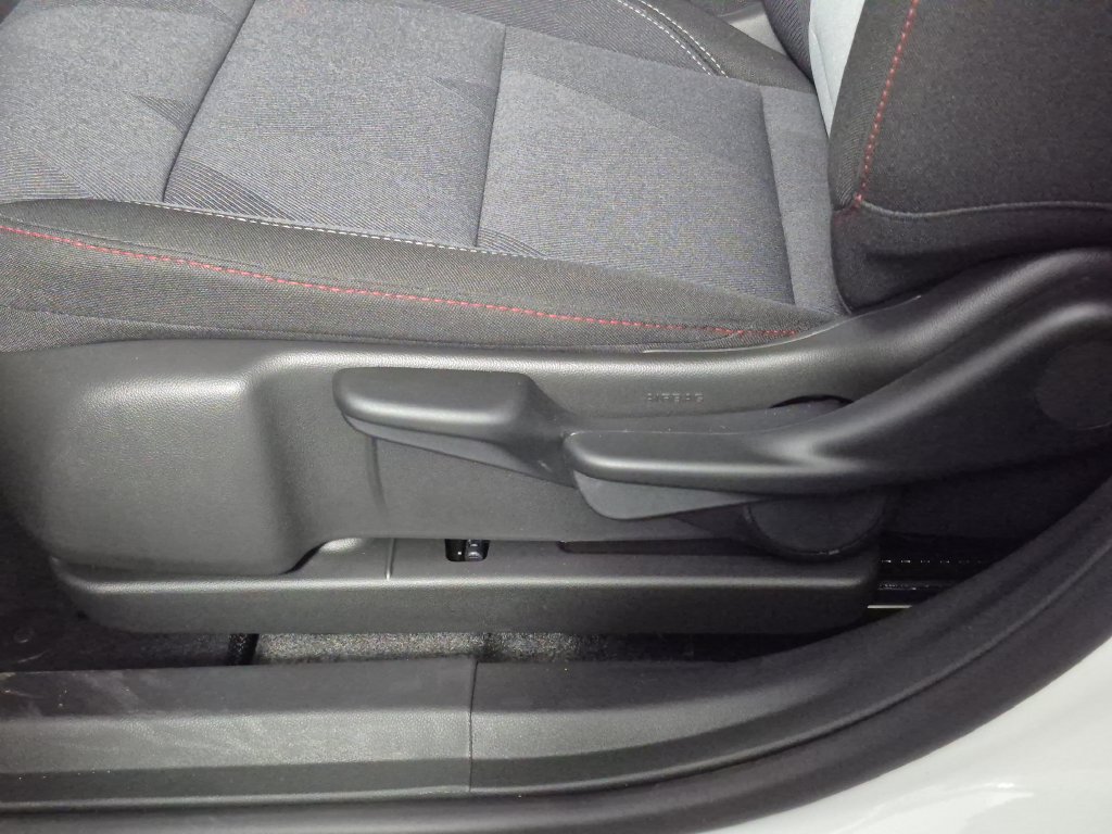 2026 Chevrolet Trax RS - Photo 17