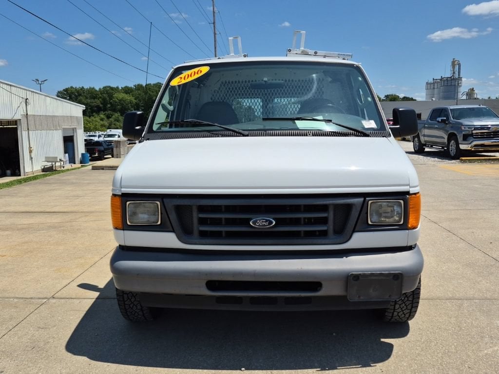 Used 2006 Ford Econoline Van Commercial with VIN 1FTRE14W56DB06619 for sale in Jasper, IN