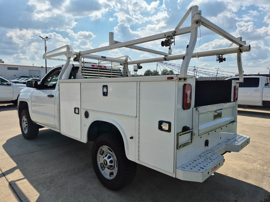 2018 Chevrolet Silverado 2500HD Work Truck photo 4