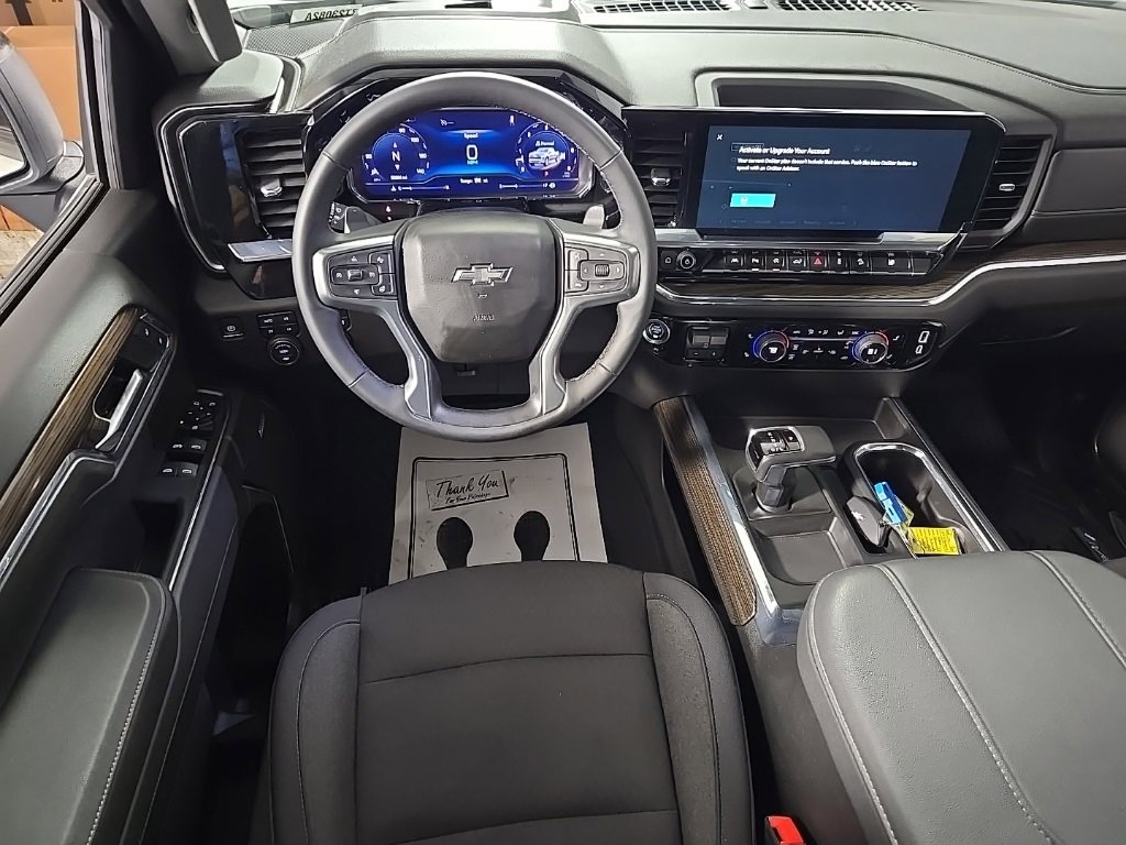 2024 Chevrolet Silverado 1500 RST photo 2