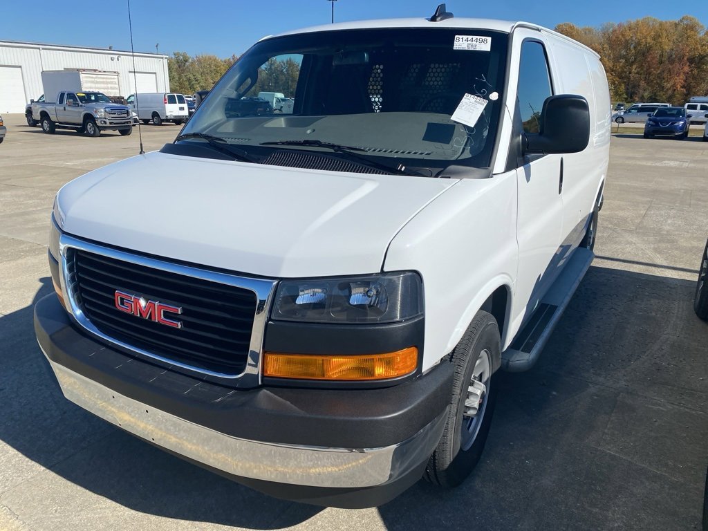 2024 GMC Savana Cargo Work Van's photo