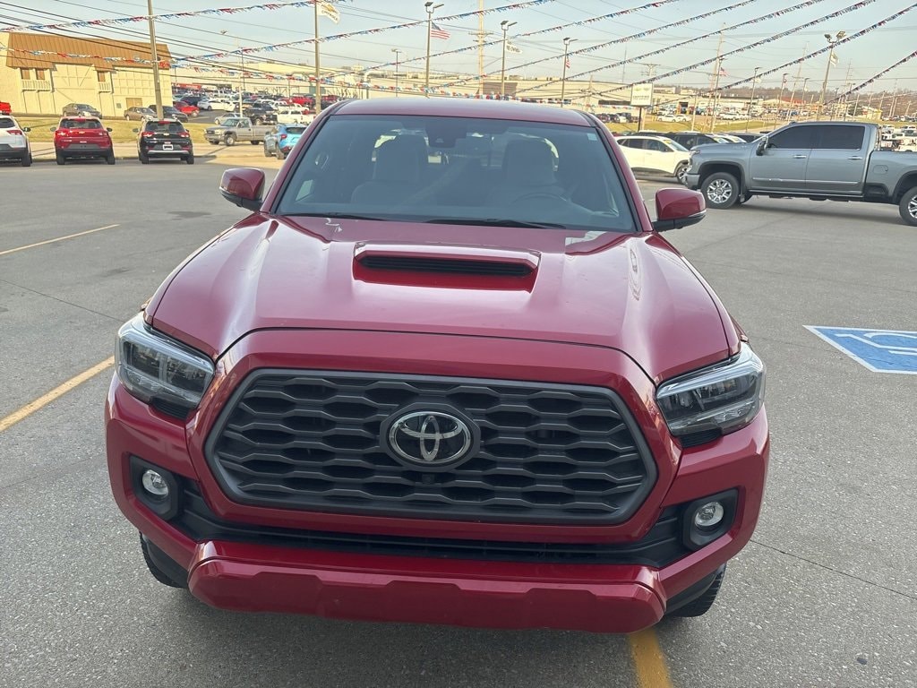Used 2022 Toyota Tacoma 4WD SR5