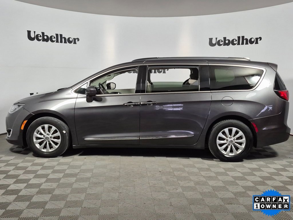 Used 2017 Chrysler Pacifica Touring-L