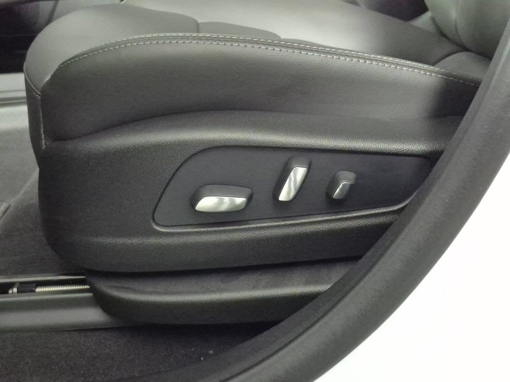 2026 Cadillac XT5 Premium Luxury - Photo 17