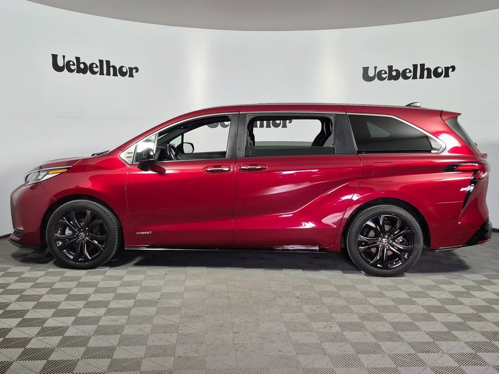 Used 2021 Toyota Sienna XSE