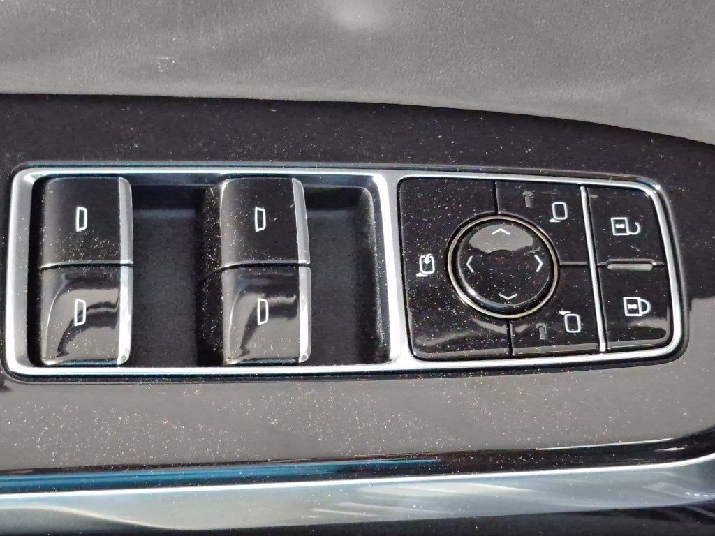 2026 Cadillac Escalade ESV Platinum Sport - Photo 16