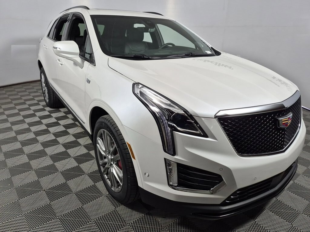New 2026 CADILLAC XT5 Sport SUV
