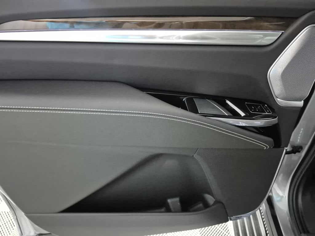 2026 Cadillac Escalade ESV Platinum Sport - Photo 28