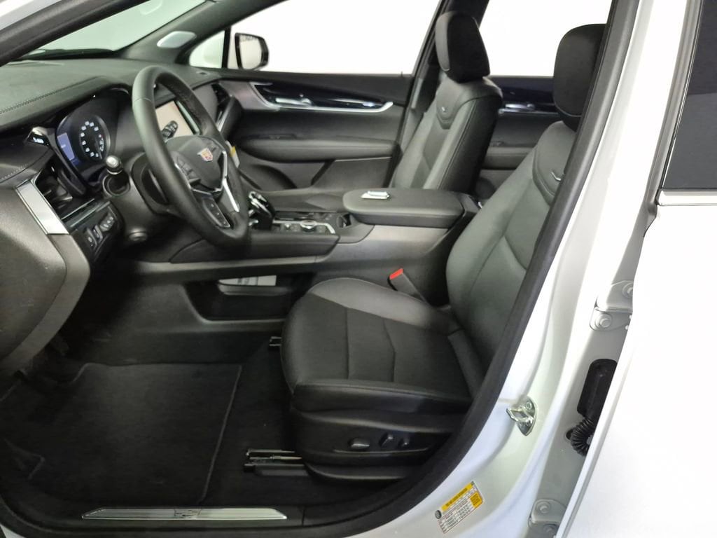 2026 Cadillac XT5 Premium Luxury - Photo 9