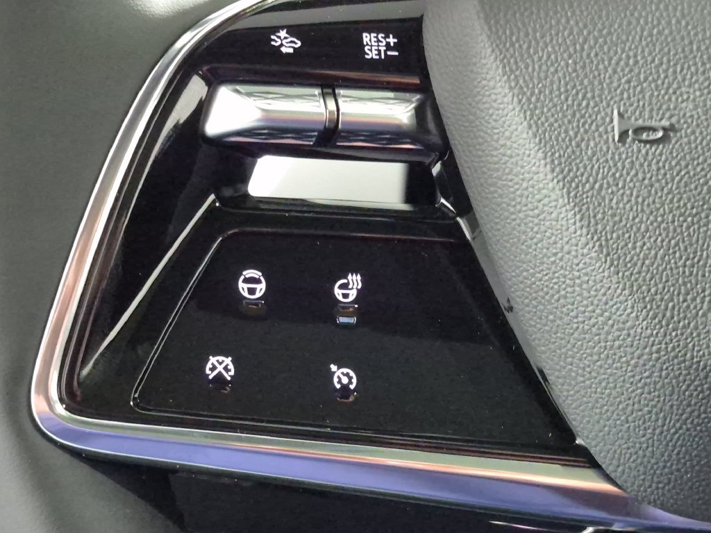 2027 Cadillac OPTIQ Premium Luxury - Photo 12